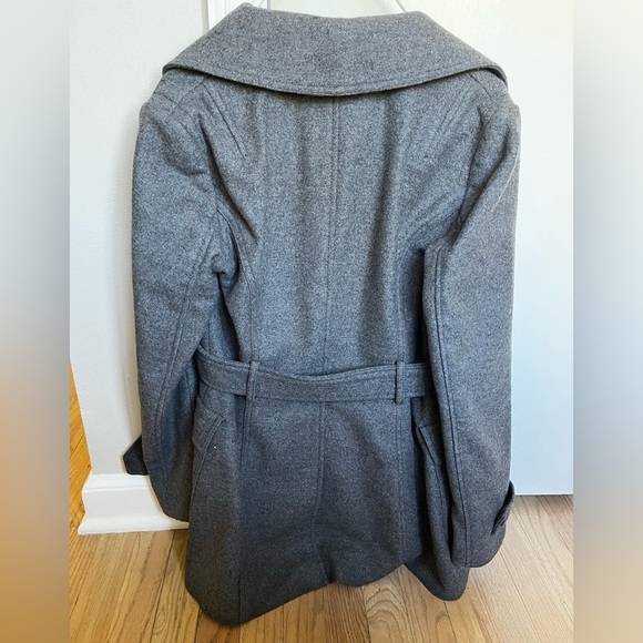 EUC Banana Republic Coat - size XS - Picture 2 of 2